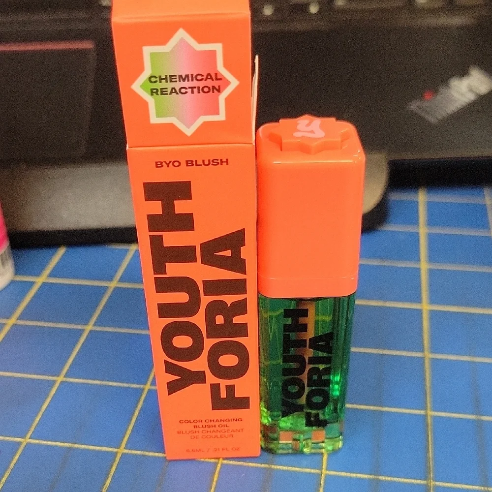 Youthforia Color Changing Blush 6.5ml New In Box - Chemical Reaction
